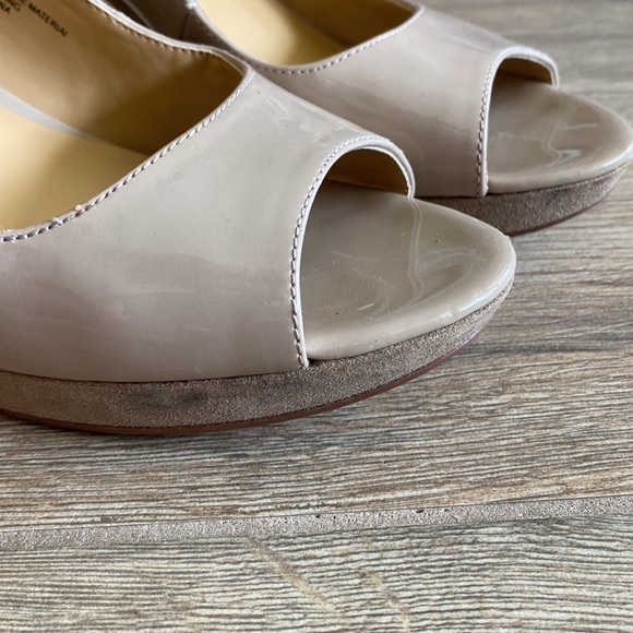 Nine West Peep Toe, Sling Back Heel - Picture 9 of 9